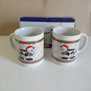 vintage 90s new in box holiday Christmas cows ceramic mugs set of 2